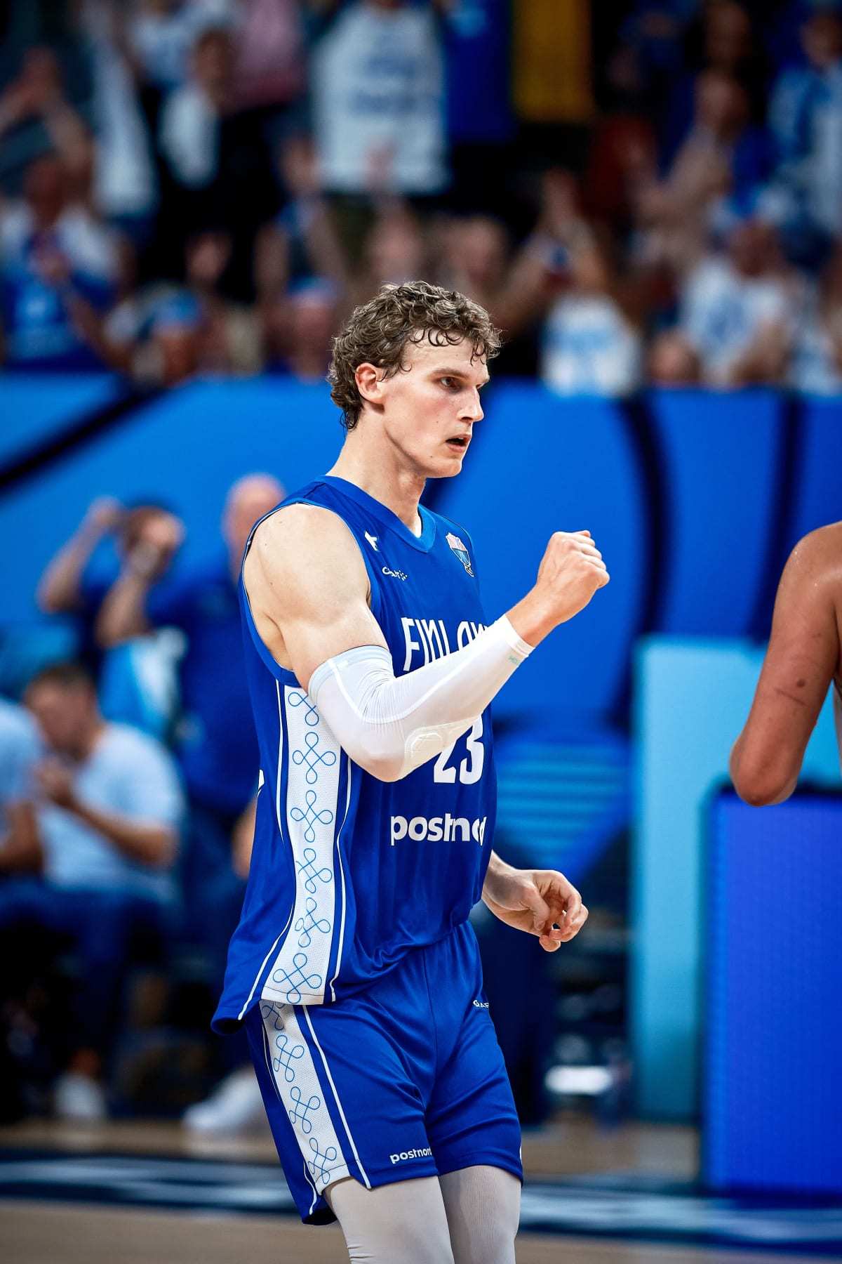 岐阜vs琉球_芬兰爆冷淘汰塞尔维亚岐阜vs琉球！约基奇33+8马尔卡宁29+8