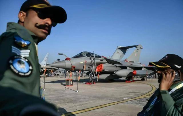 如何申请皇冠信用网_攻击-11进驻西部边境如何申请皇冠信用网,要不是卫星图曝光,印度永远不知道早已被盯上