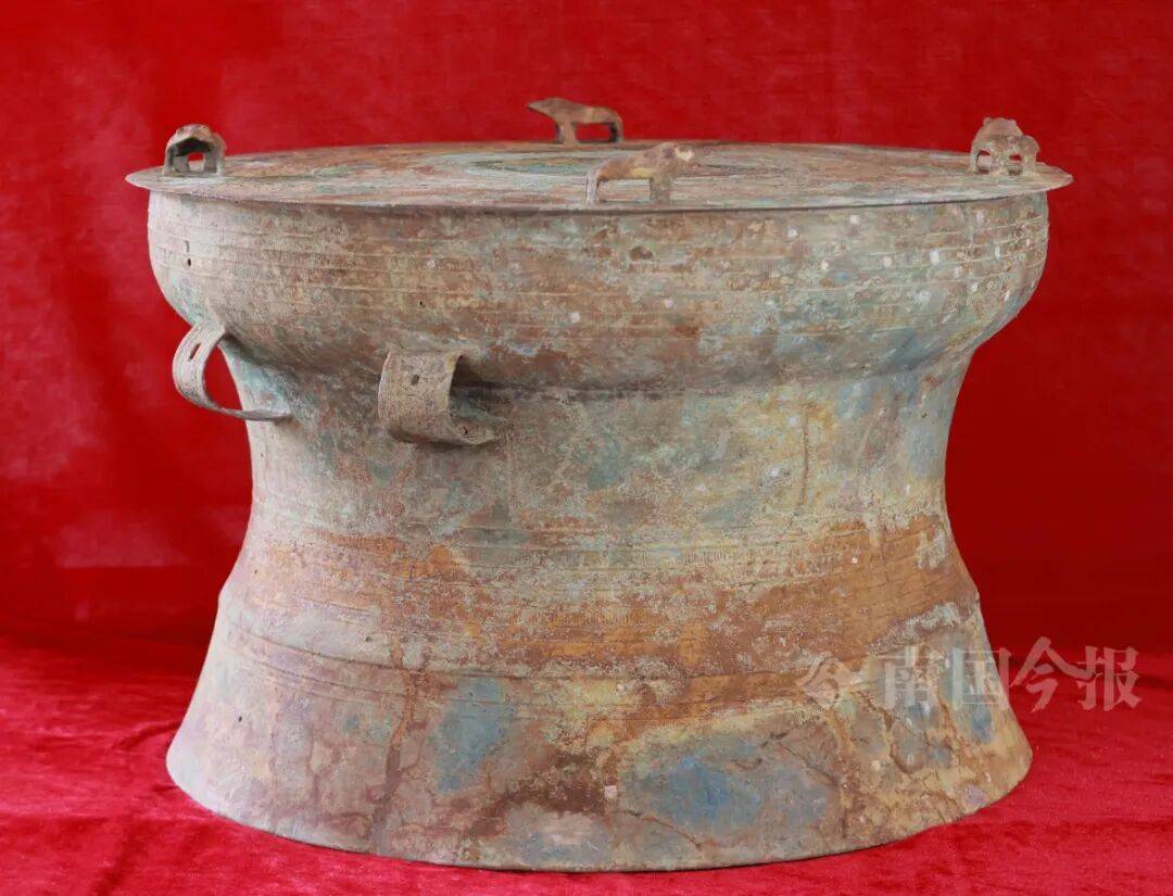 皇冠信用需要押金吗
_柳州钓鱼阿叔竹林挖蚯蚓皇冠信用需要押金吗
，竟挖出千年前的“大宝贝”！