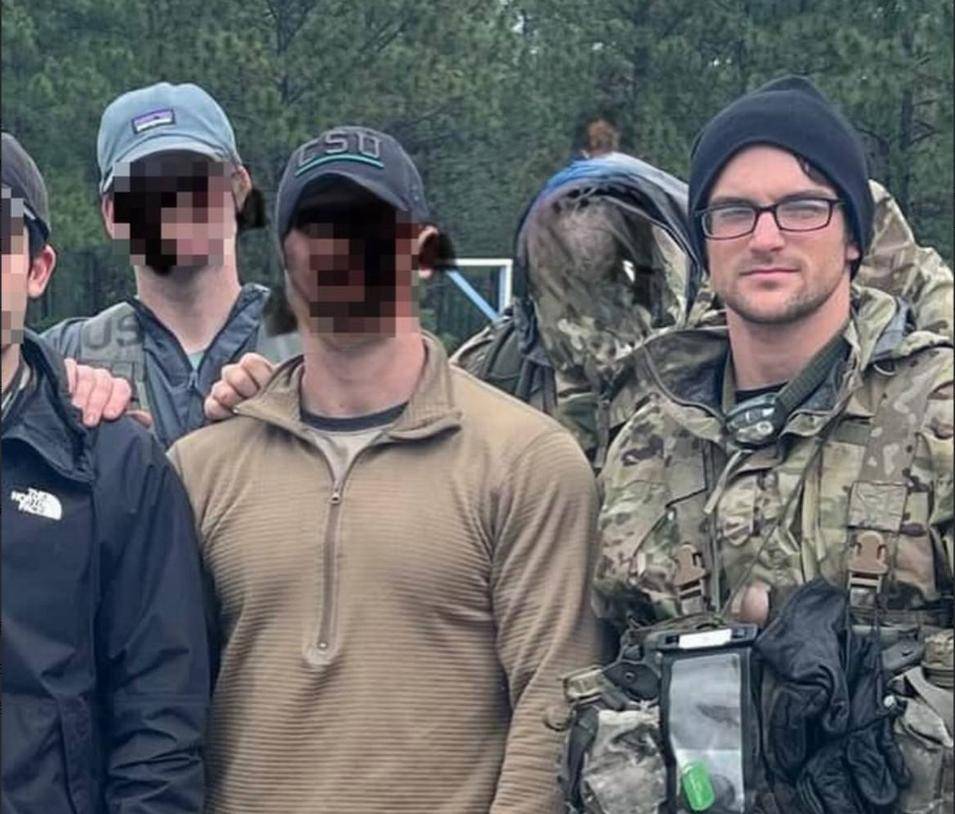 皇冠信用网怎么申请_俄军炸死六条大鱼！炸死俄叛军总司令皇冠信用网怎么申请，炸死两名中国香港籍雇佣兵