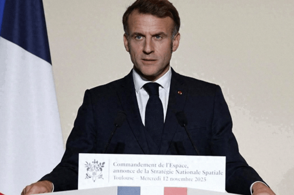 皇冠信用网哪里申请_马克龙受到奇耻大辱后皇冠信用网哪里申请，转头对中国提出两个请求，特朗普对华摊牌