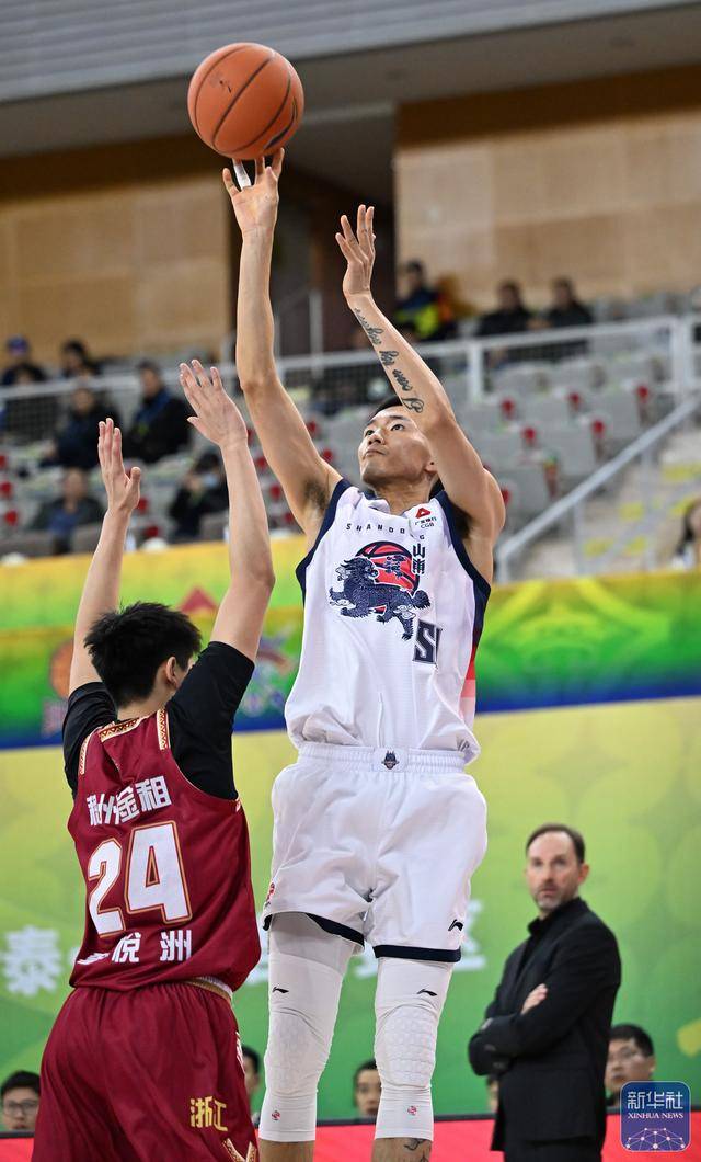 皇冠登1登2登3申请_篮球丨CBA俱乐部杯赛:浙江稠州金租不敌山东高速